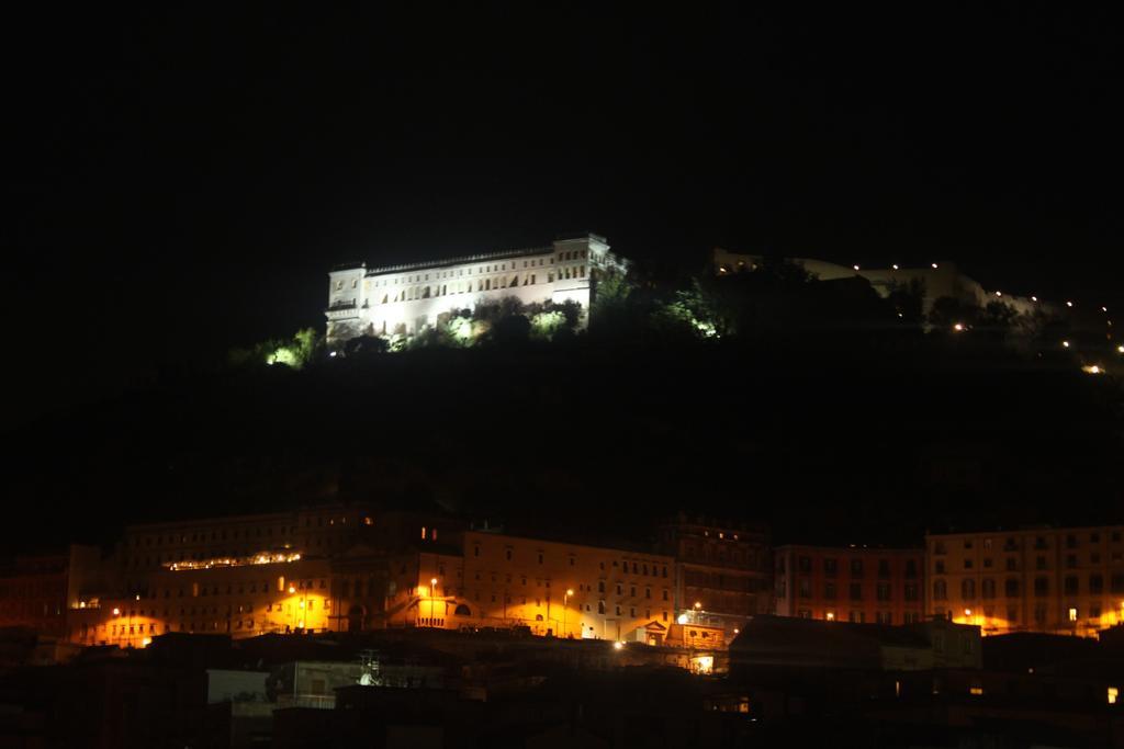 Bed & Breakfast Salotto Borbonico 2*